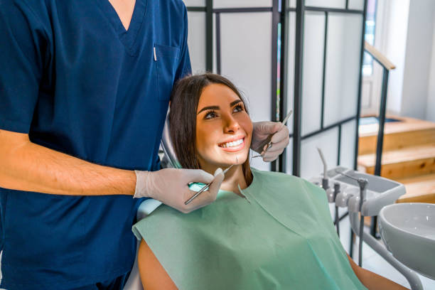 Best Tooth Extraction  in Clarendon Hls, IL